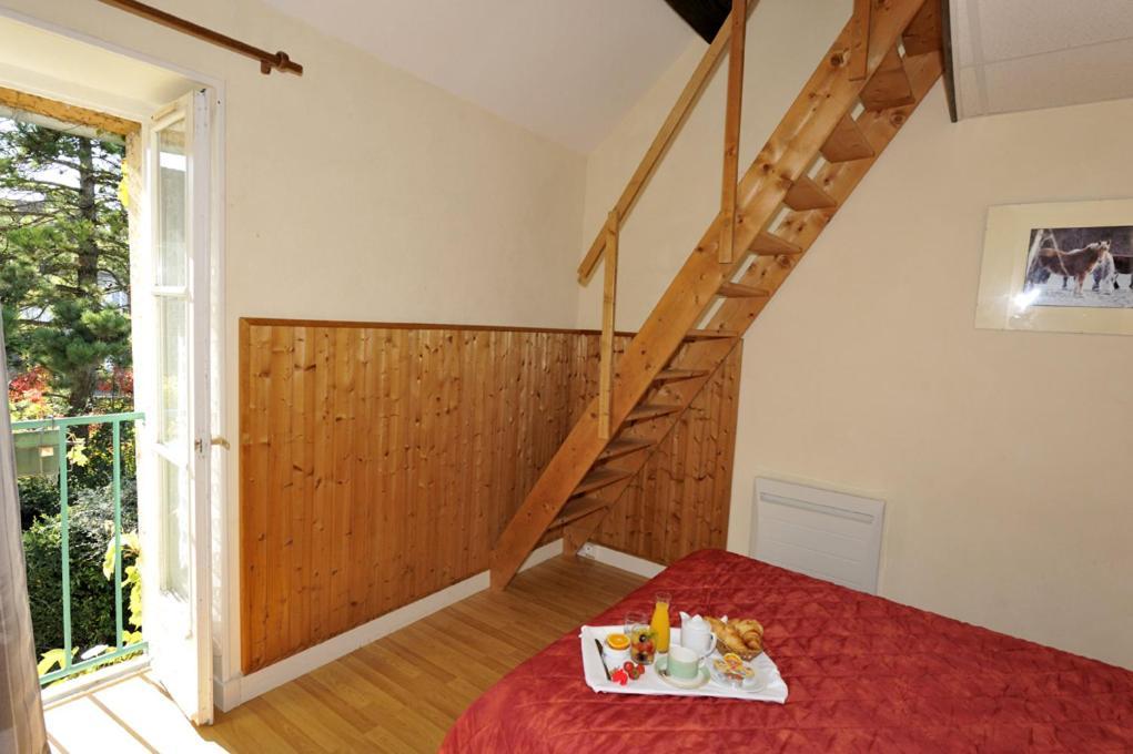 Le Compostelle Hotel Vezelay Ruang foto