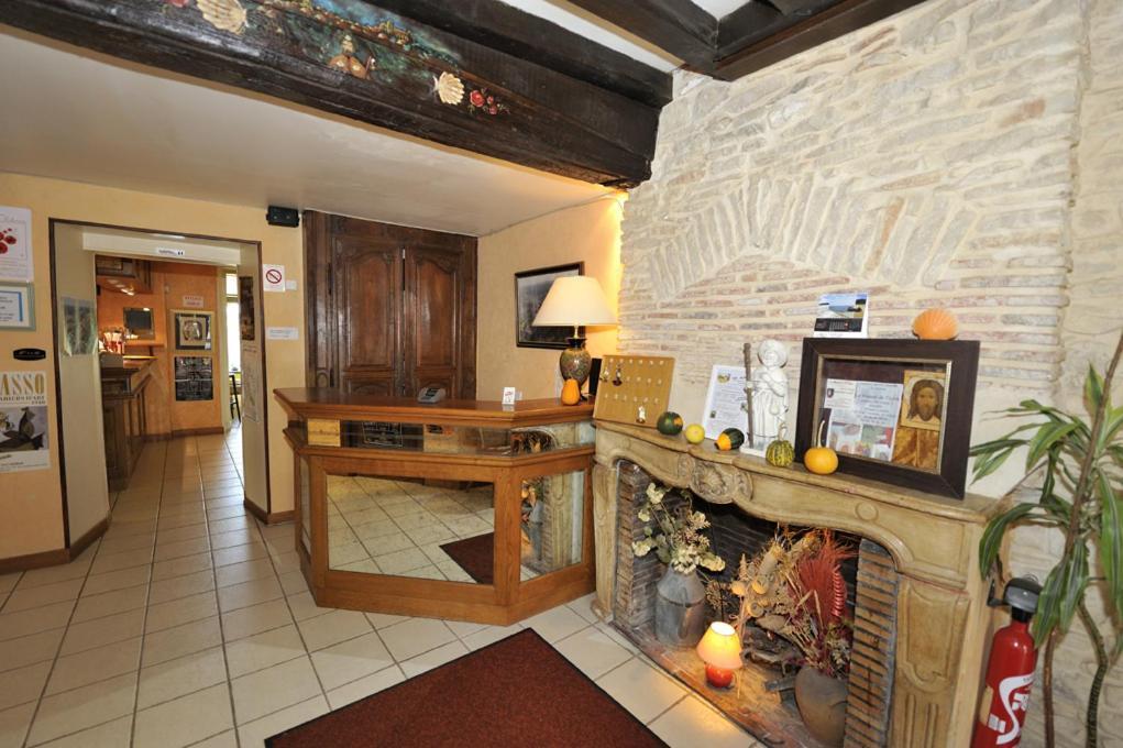 Le Compostelle Hotel Vezelay Bagian luar foto